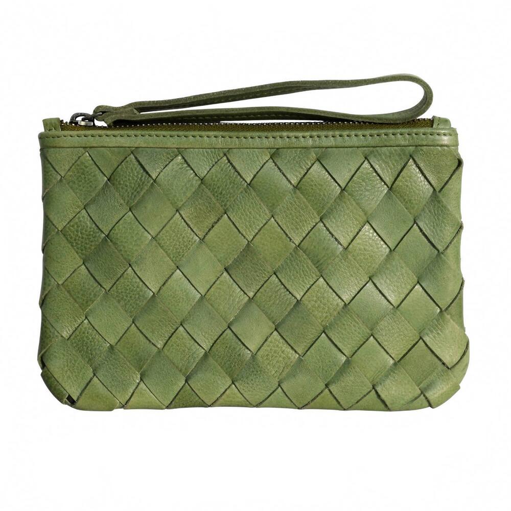 NEW LATICO women's amal handcrafted leather wristlet in grass